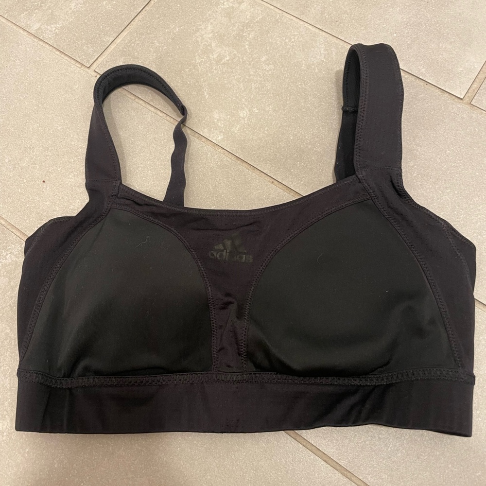 Black Sports Bra